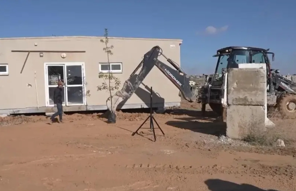 Palestinians Struggle to Survive as Israel Revokes Work Permits and West Bank Economy Buckles