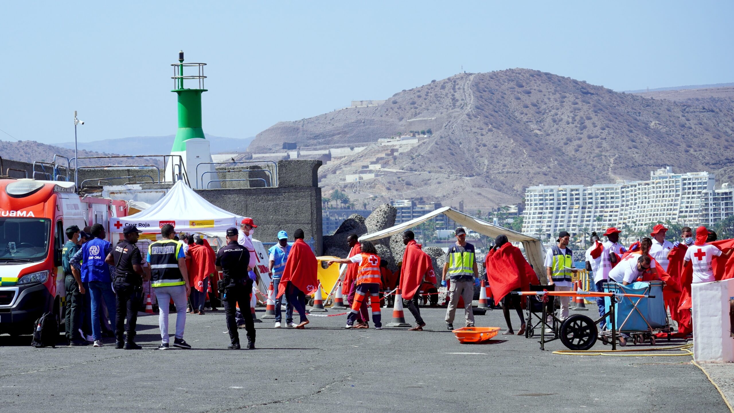 Madrid Appeals to Brussels for Migrant Transfers as Canary Islands Face Mounting Strain