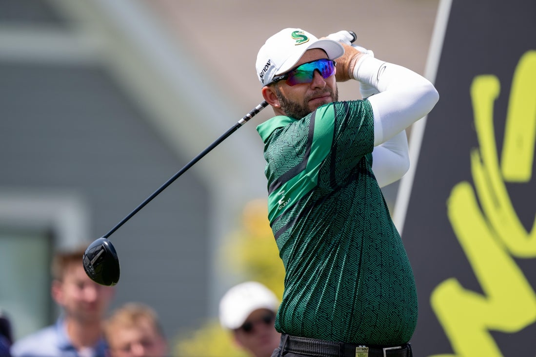 Southern Guards take team lead after emotional round at LIV South Africa