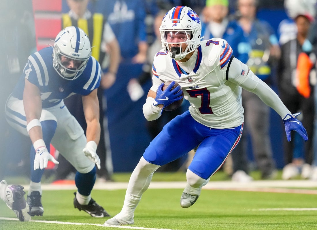 Reports: Raiders trade for Bills CB Taron Johnson
