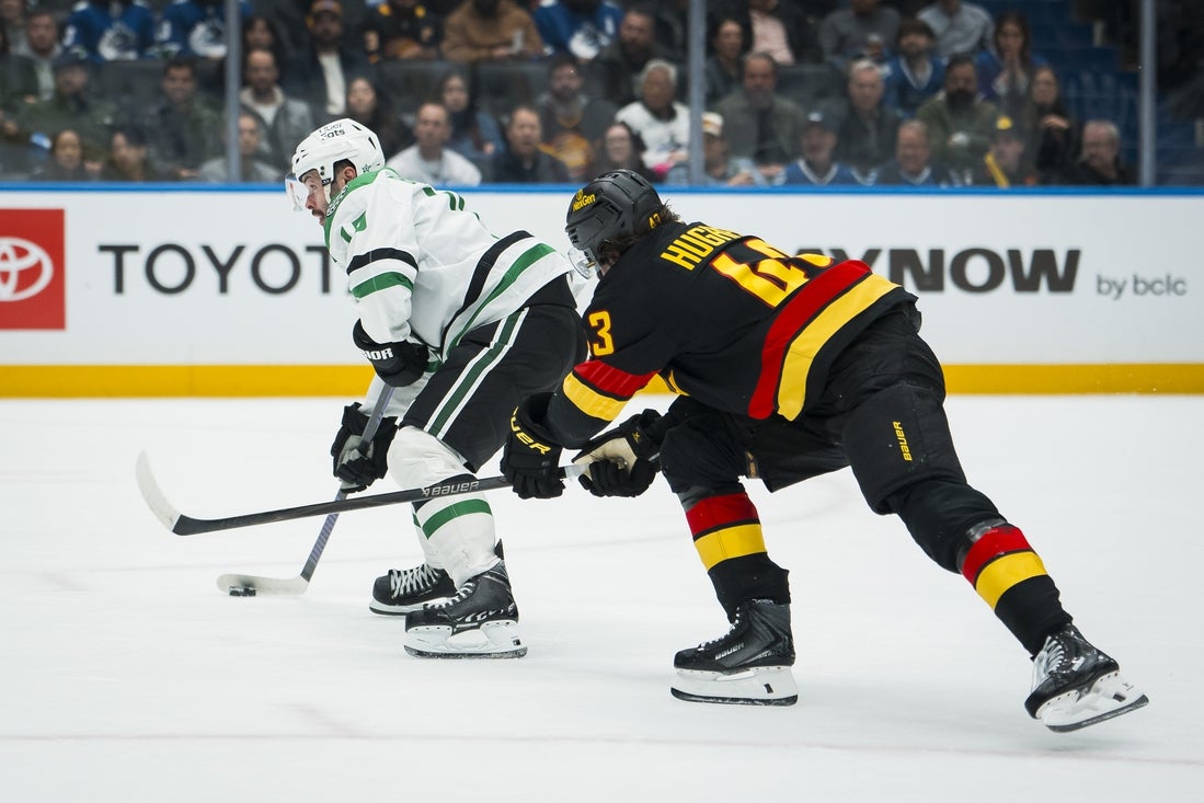 Stars aim for franchise-best winning streak on trip to Canucks