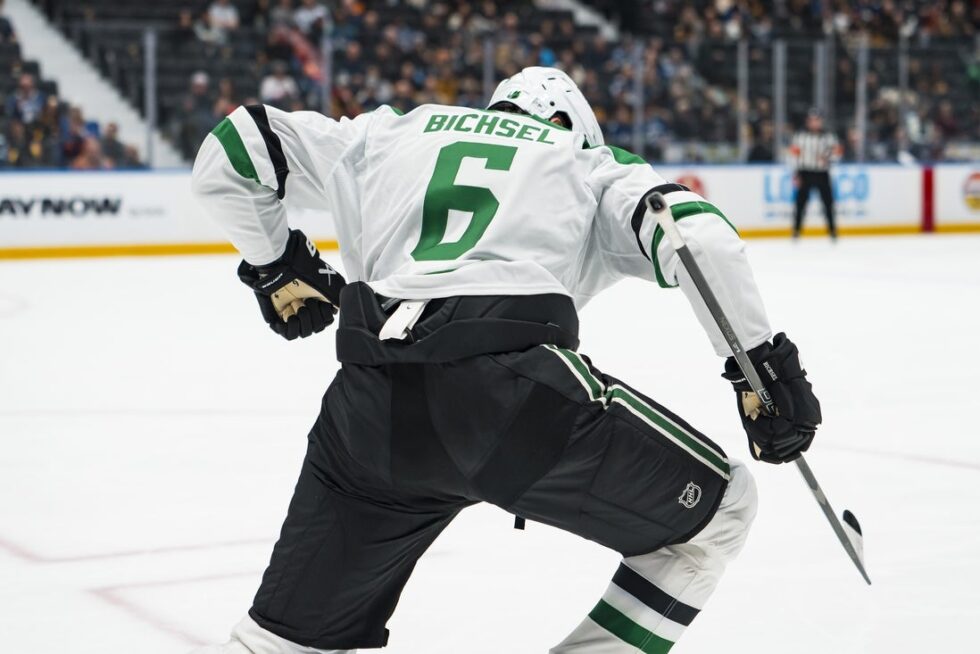 Stars attempt to add to franchise-best win streak vs. lowly Flames ...