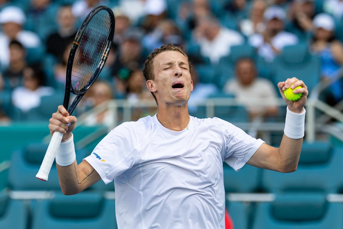 Jiri Lehecka rolls to win over Arthur Fils to reach Miami Open final