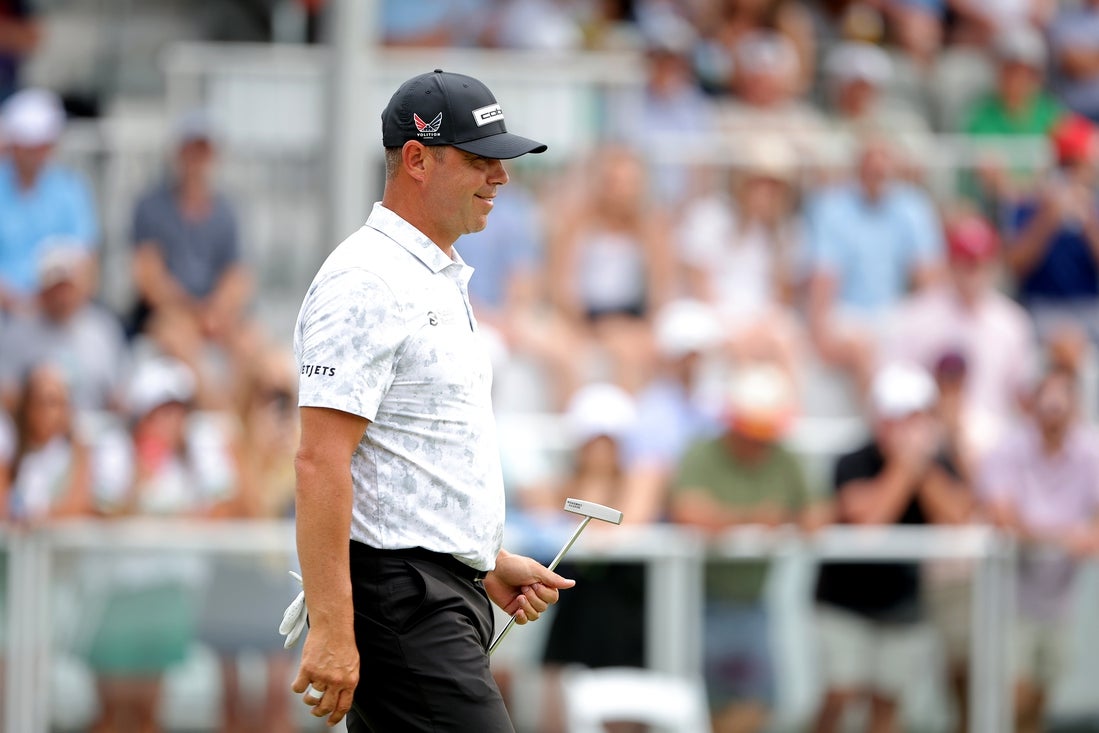 Gary Woodland nearing 1st victory since 2019 at Texas Children’s Houston Open