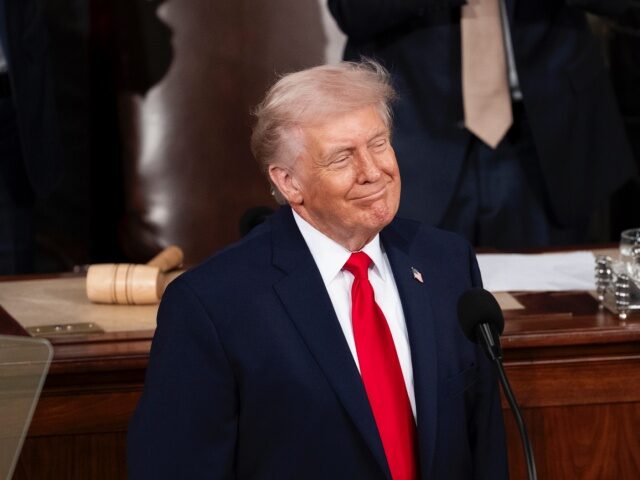 Trump Signature to Appear on US Banknotes in Historic First