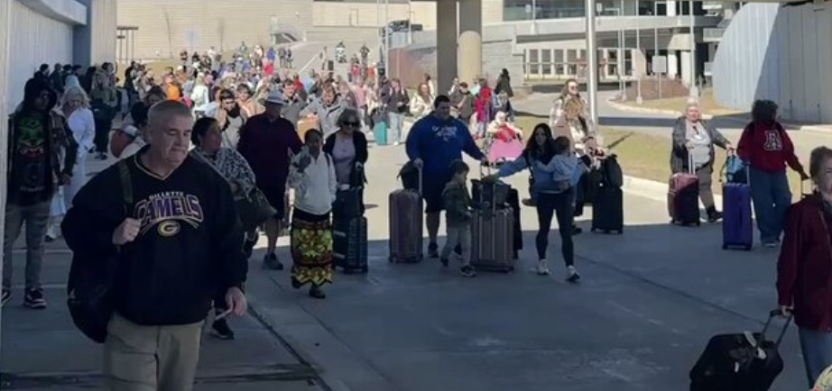 Kansas City International Airport Reopens After Terminal Evacuated During Threat Investigation