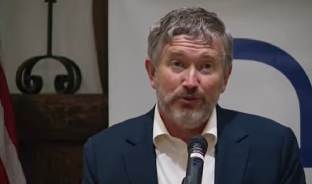 Trump Takes Fight With Rep. Thomas Massie to Kentucky District