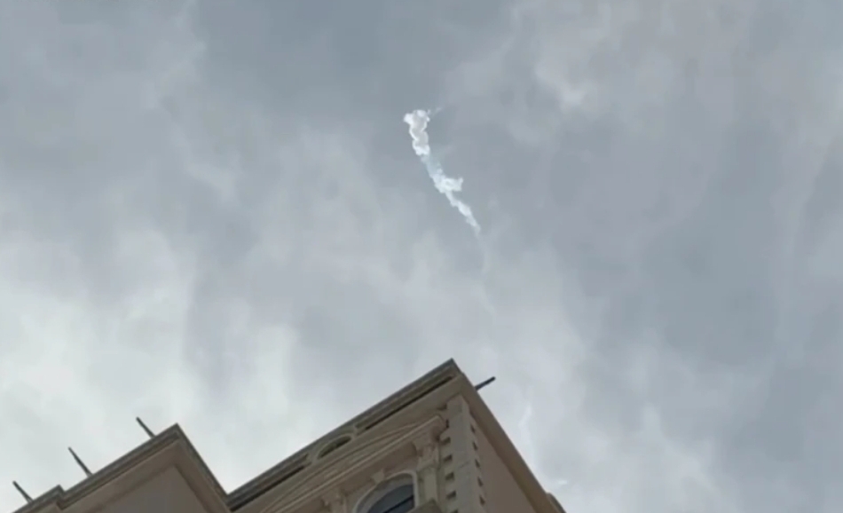 Iranian Missile Strikes Bahrain Oil Refinery as Expanding Middle East War Spreads Across Region