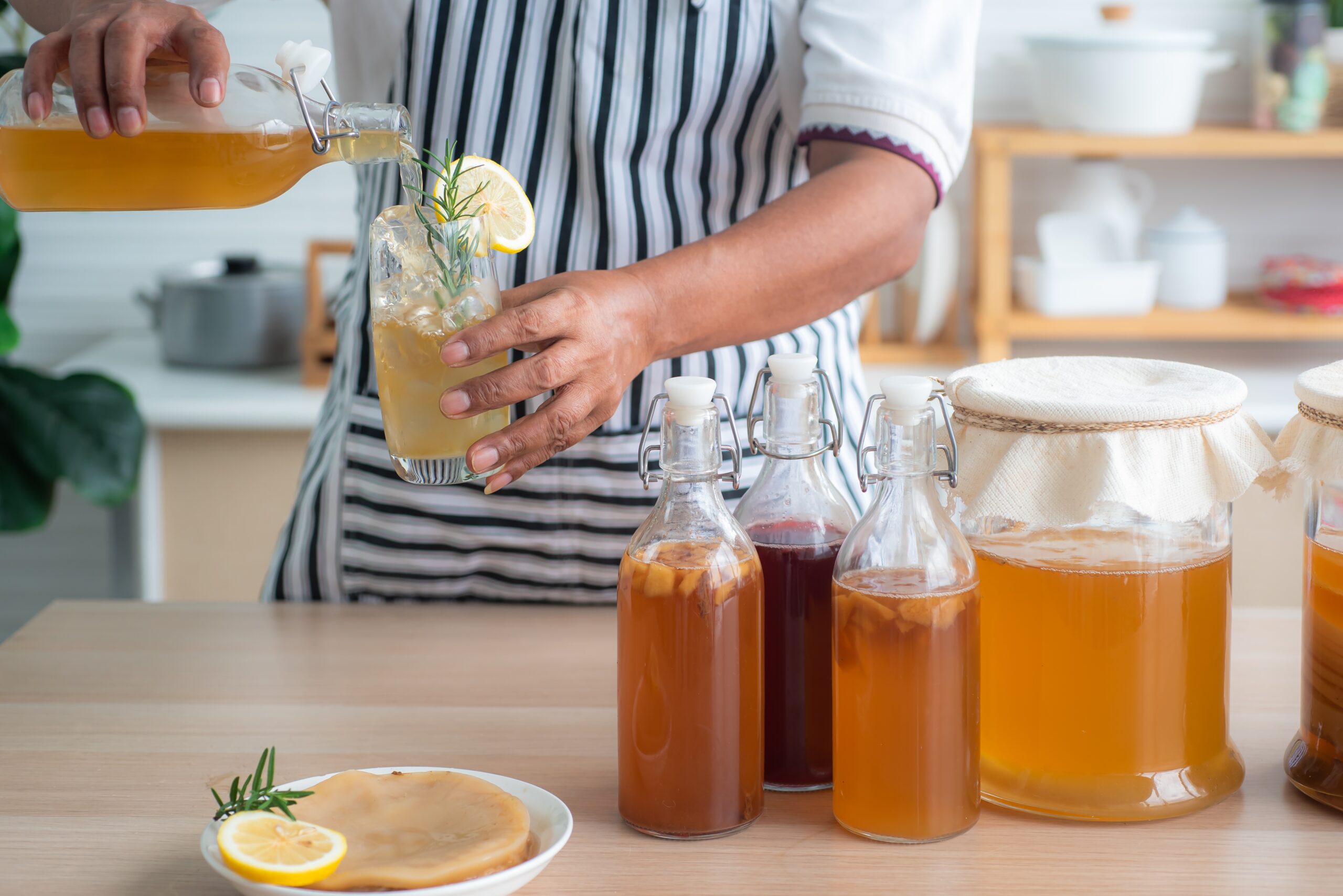 Fermented Drinks and Herbal Infusions Gain Attention as Research Highlights Their Role in Digestive Health