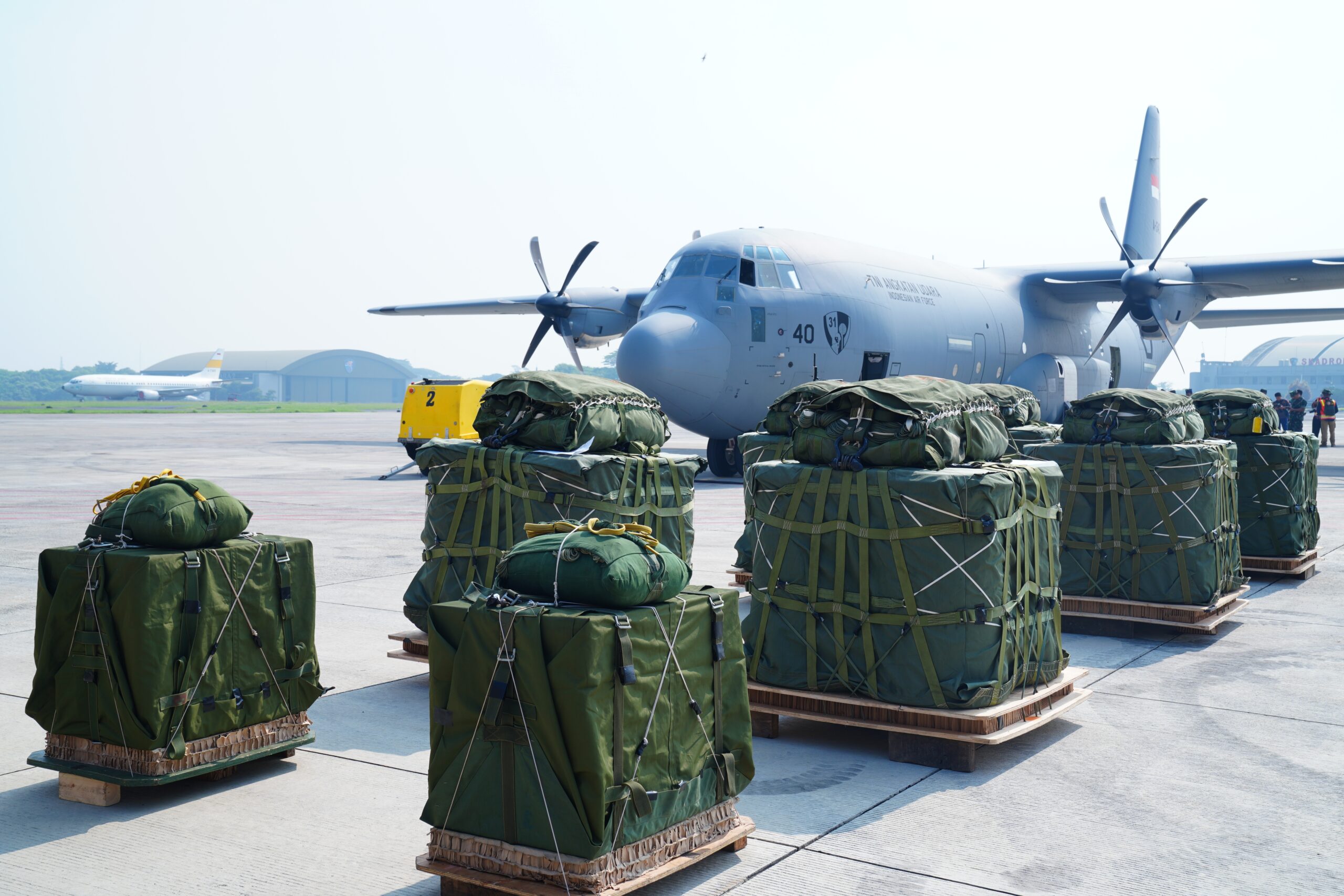 Pentagon Reviewing Possible Shift of Ukraine-Bound Weapons to Middle East