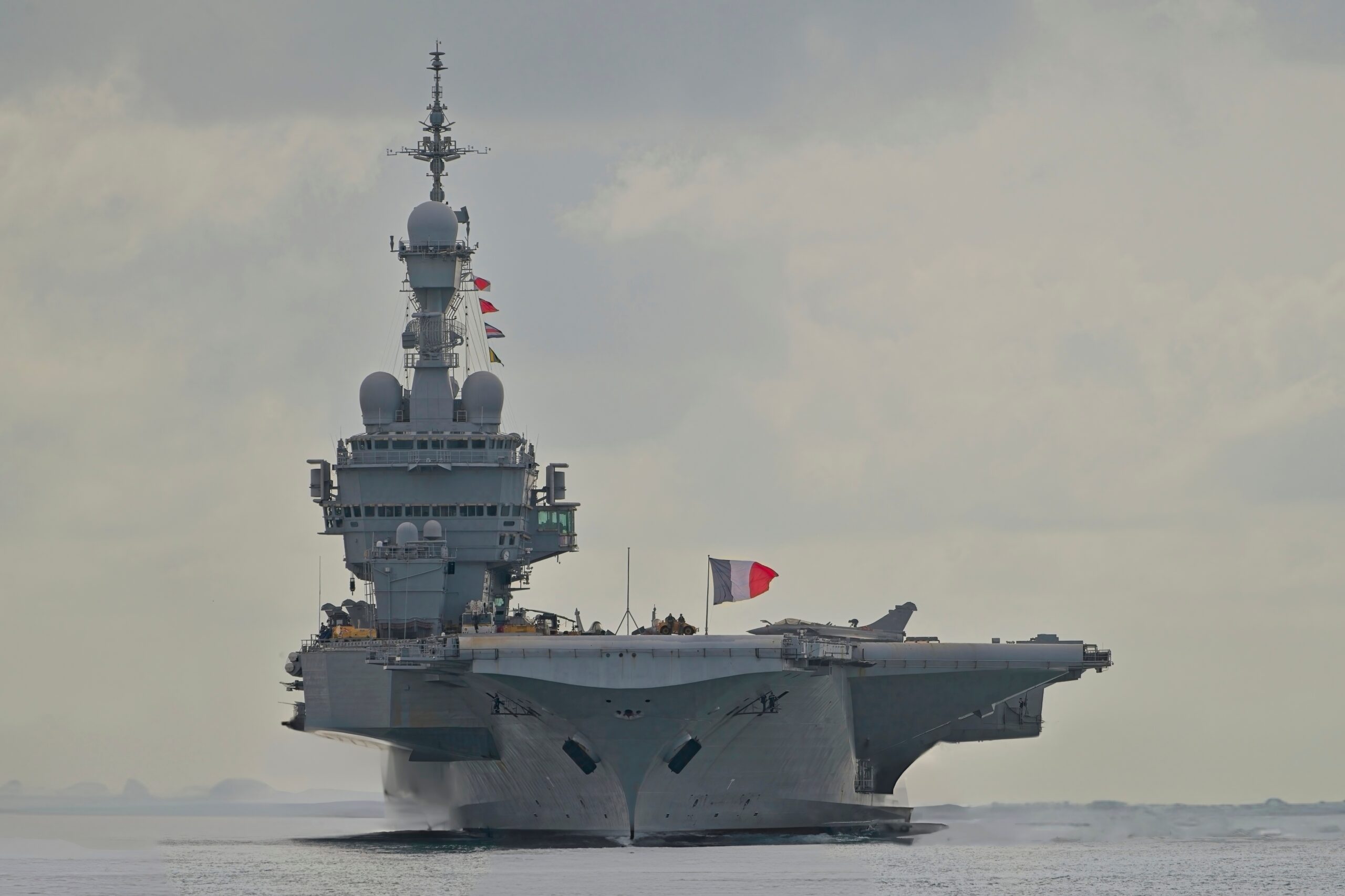 France Deploys Nuclear Carrier to Eastern Mediterranean as Iran Strikes Intensify