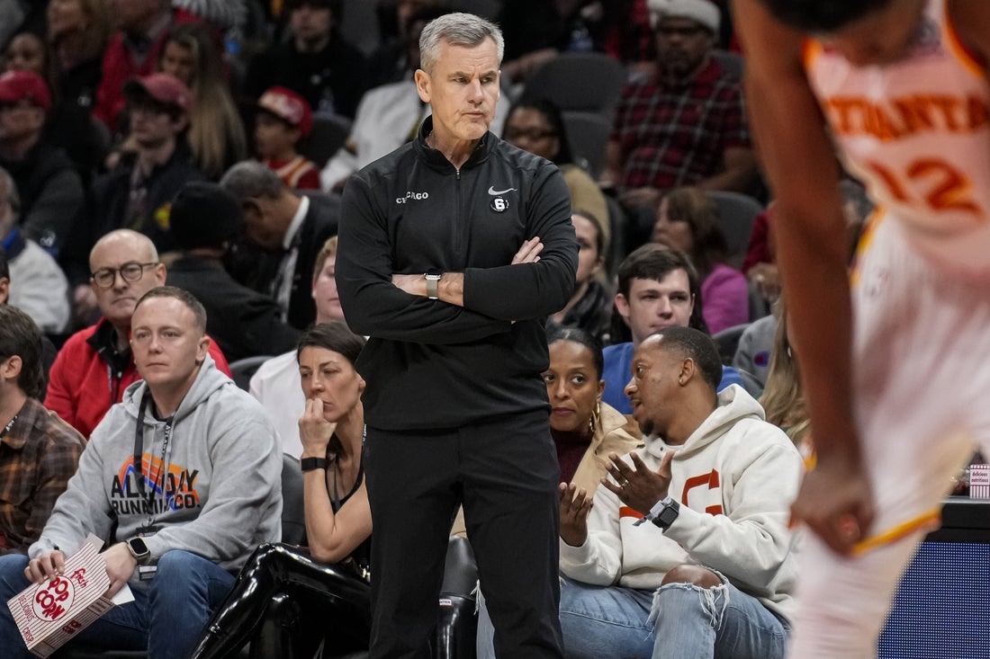 Rob Dillingham pours in career-best 26 as Bulls blast Wizards