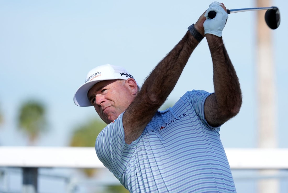 Stewart Cink, Alex Cejka lead Regions Tradition, 2nd senior major