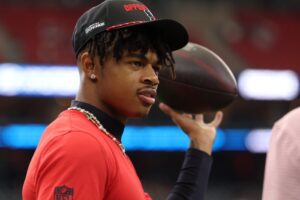 Ryans: Texans taking 'long-range view' with WR Tank Dell's rehab