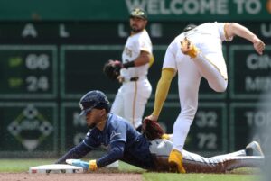 Keller directs Pirates over Rays to clinch series win