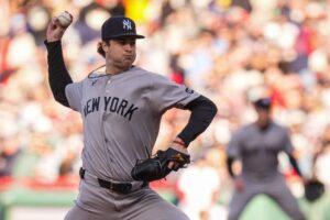 Cam Schlittler, Yankees push to keep cruising vs. Rangers