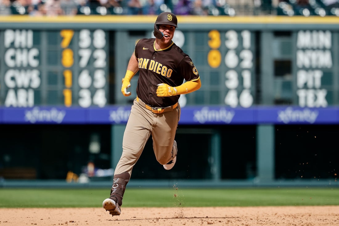 D-backs stage massive rally to get past Padres in Mexico City Series ...