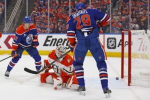 Leon Draisaitl, Oilers send series back to Anaheim for Game 6