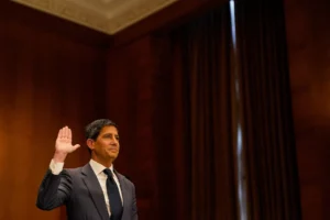 Warsh Promises Federal Reserve Independence as Political Pressure Intensifies