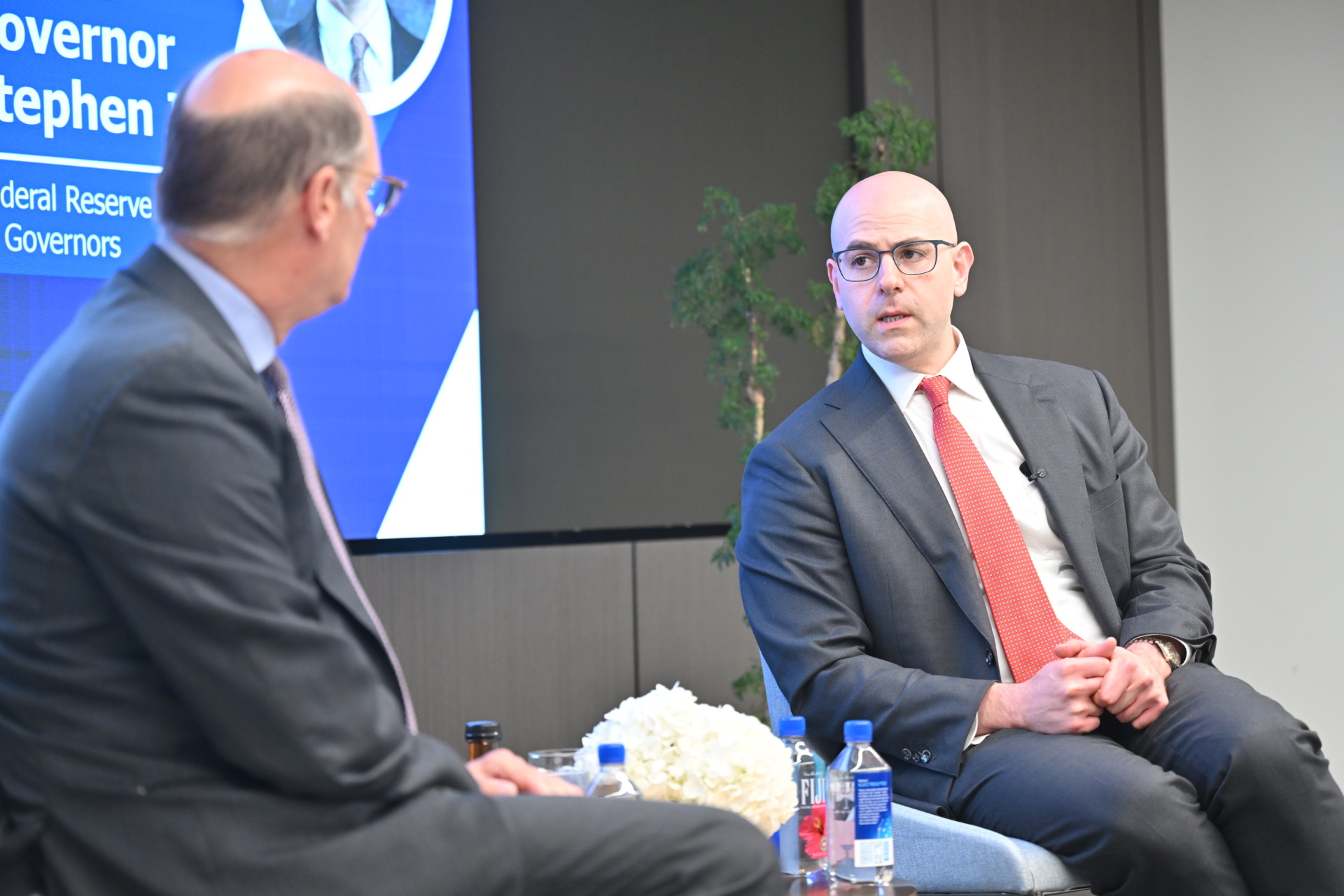 UAE Breaks from OPEC, Signals Strategic Realignment Toward U.S.-Led Financial Order