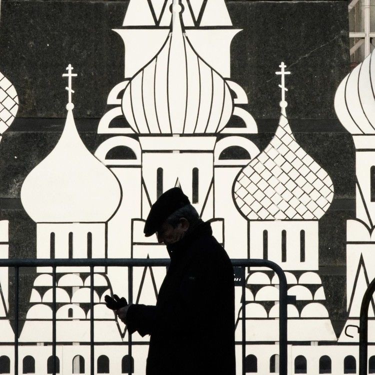 Growing Public Anger in Moscow as Internet Crackdown Disrupts Daily Life and Business