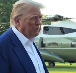 Trump’s Approval Rating Falls to New Low Amid Economic Concerns and Iran War Backlash