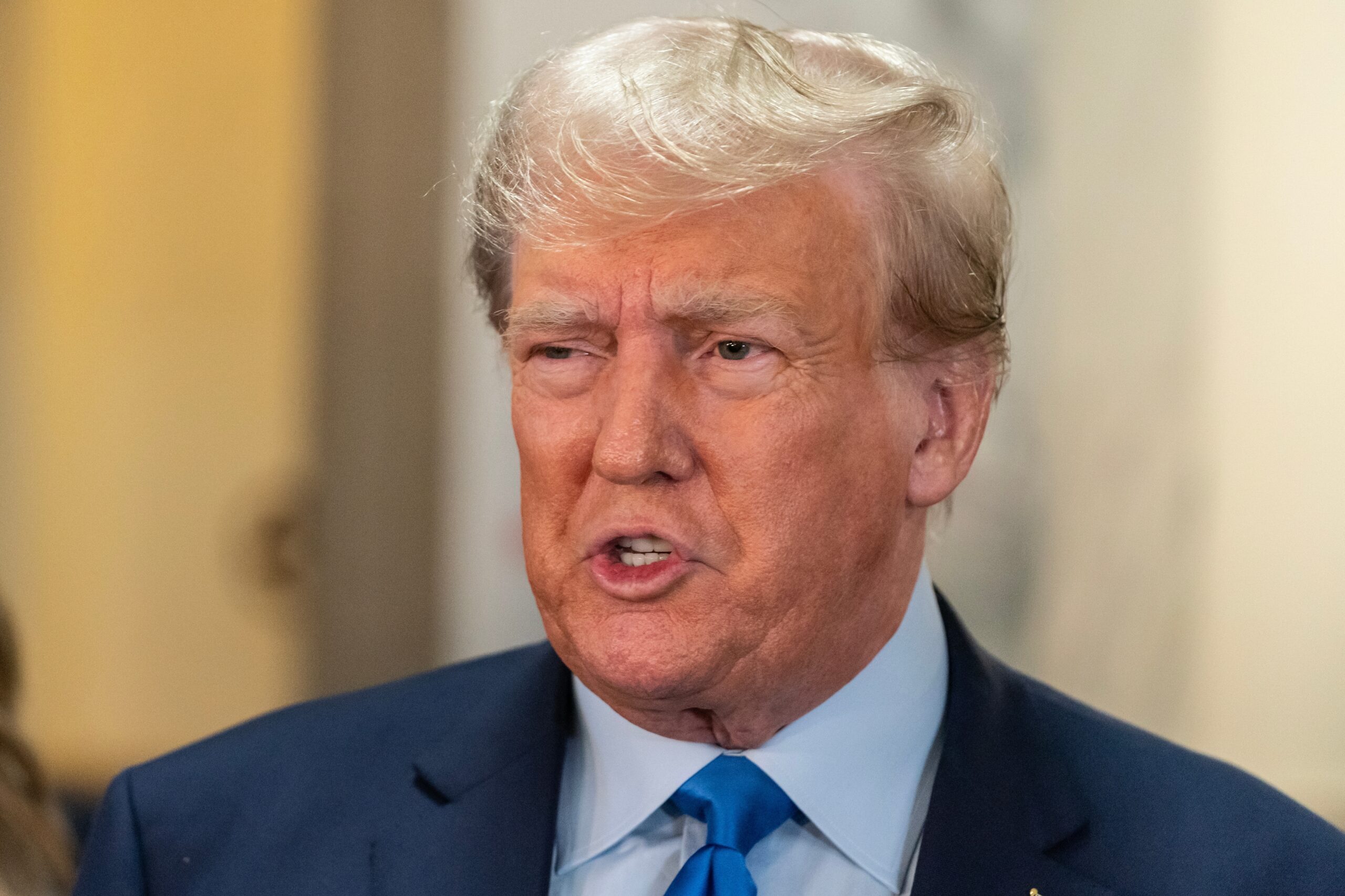 Trump to CNBC: “I’ll remember” U.S. companies that do not seek refunds for tariffs