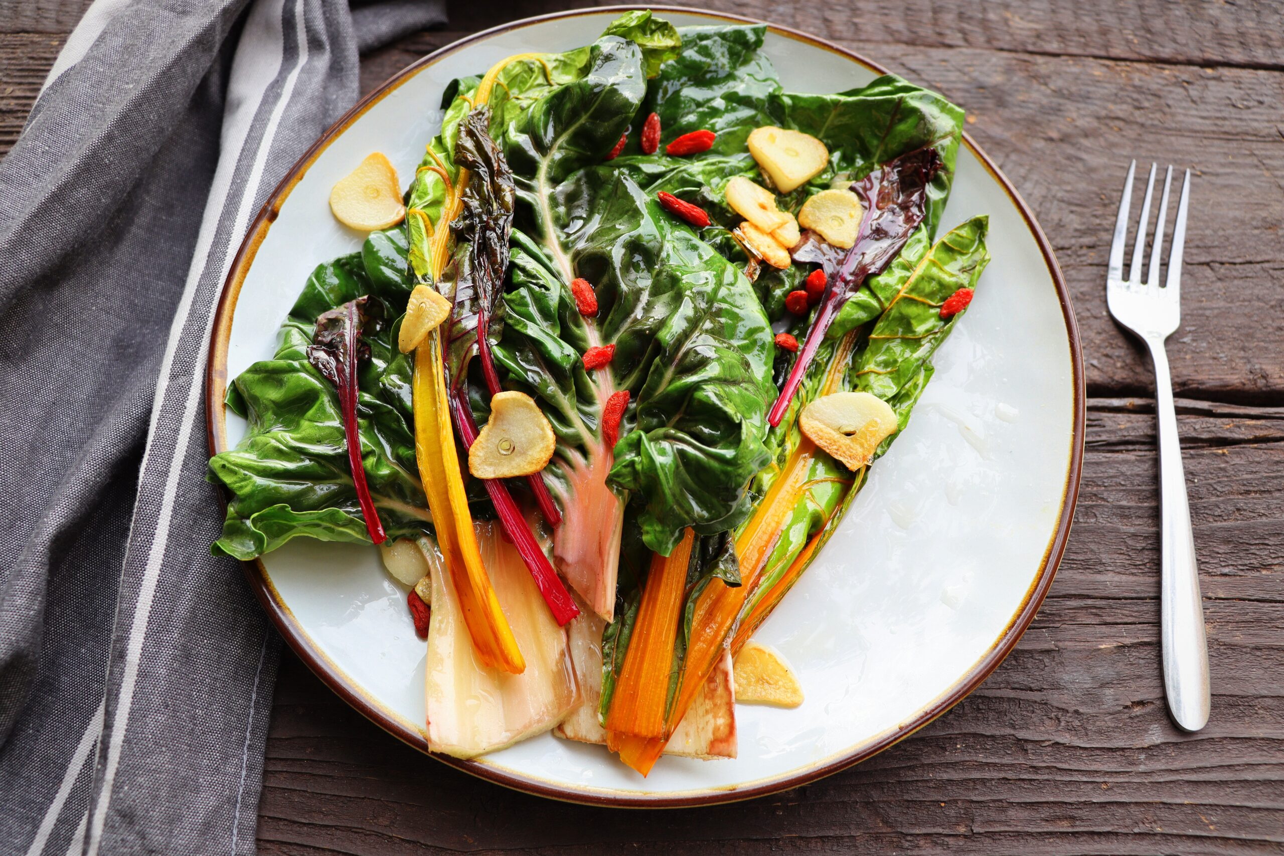 Swiss Chard Draws Attention for High Vitamin K Content and Broad Nutritional Profile