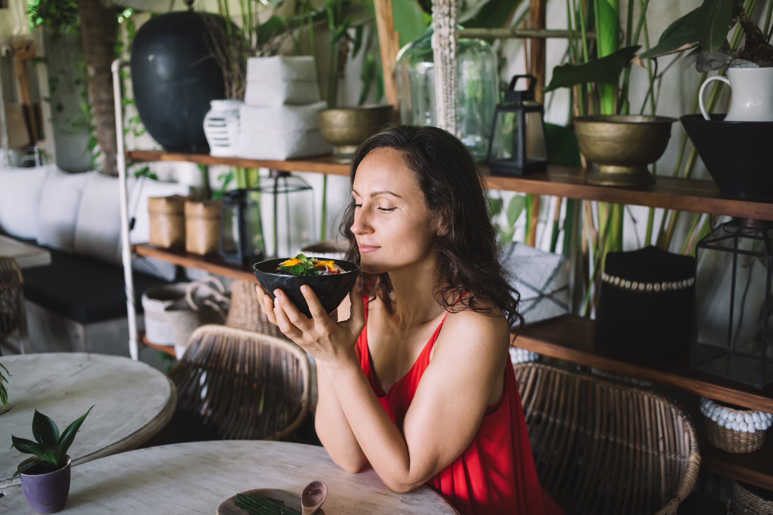 Emotional Awareness Identified as Key Factor in Diet Choices, Study Finds