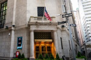 Stocks Slip as Iran Tensions Resurface, Oil Surges and Volatility Rebounds