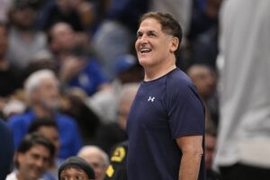 Mark Cuban says he tried to buy Mavericks back