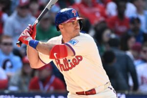 Phillies reinstate C J.T. Realmuto (back) from injured list