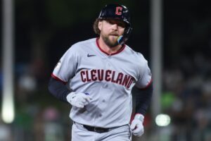 Guardians' Rhys Hoskins making new hometown memories vs. A's