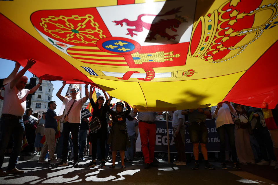 Pedro Sánchez Under Pressure: Corruption Scandals Threaten Spain’s Political Stability