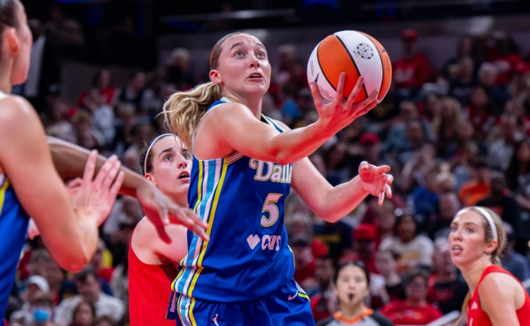 Clark and Bueckers Deliver Electric Start to WNBA Season as Fever and Wings Renew Spotlight on Women’s Basketball