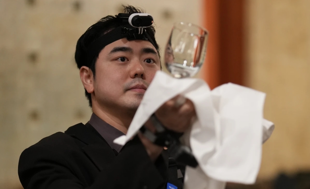 South Korea’s AI Race Moves Into the Real World as Companies Train Humanoid Robots on Human Skills