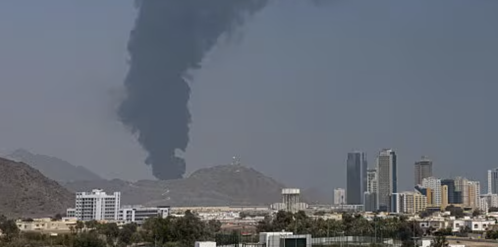 Iran Strikes Resume Near Hormuz as U.S. Pushes to Restore Shipping Corridor