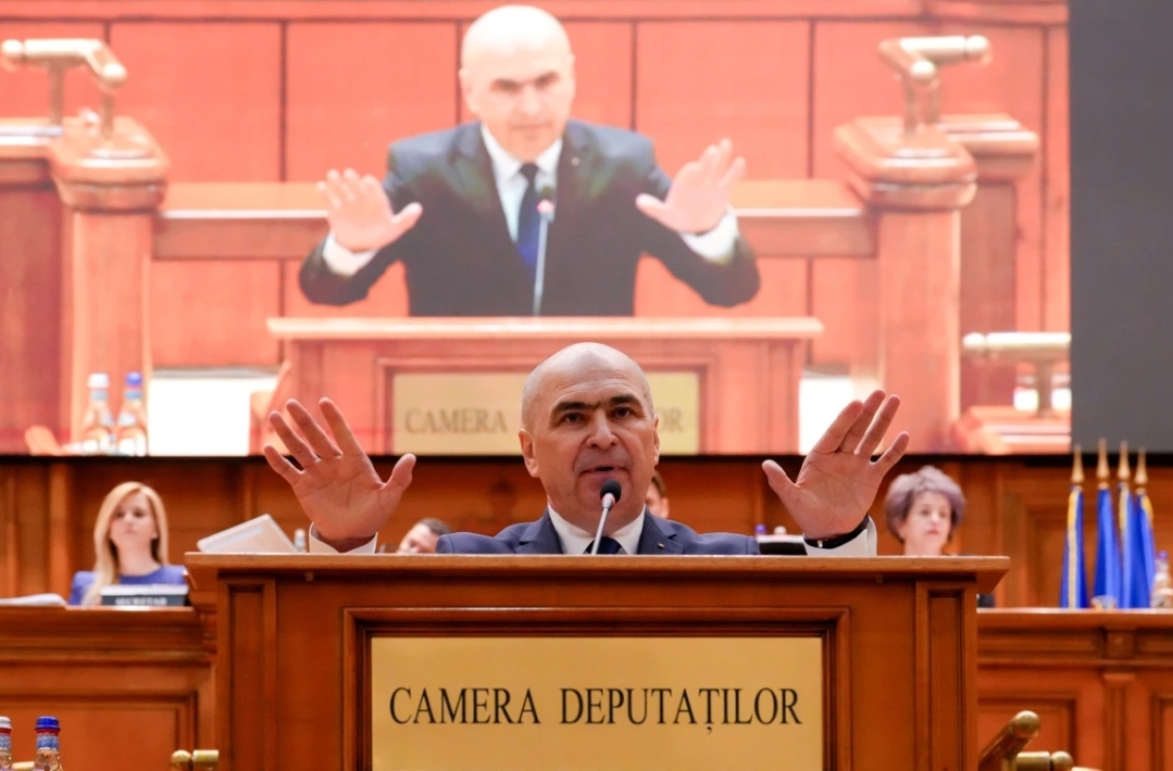 Romania Government Collapses After No-Confidence Vote, Deepening Political Uncertainty