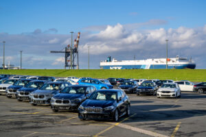Trump Escalates Trade Clash, Announces 25% Tariffs on European Vehicles