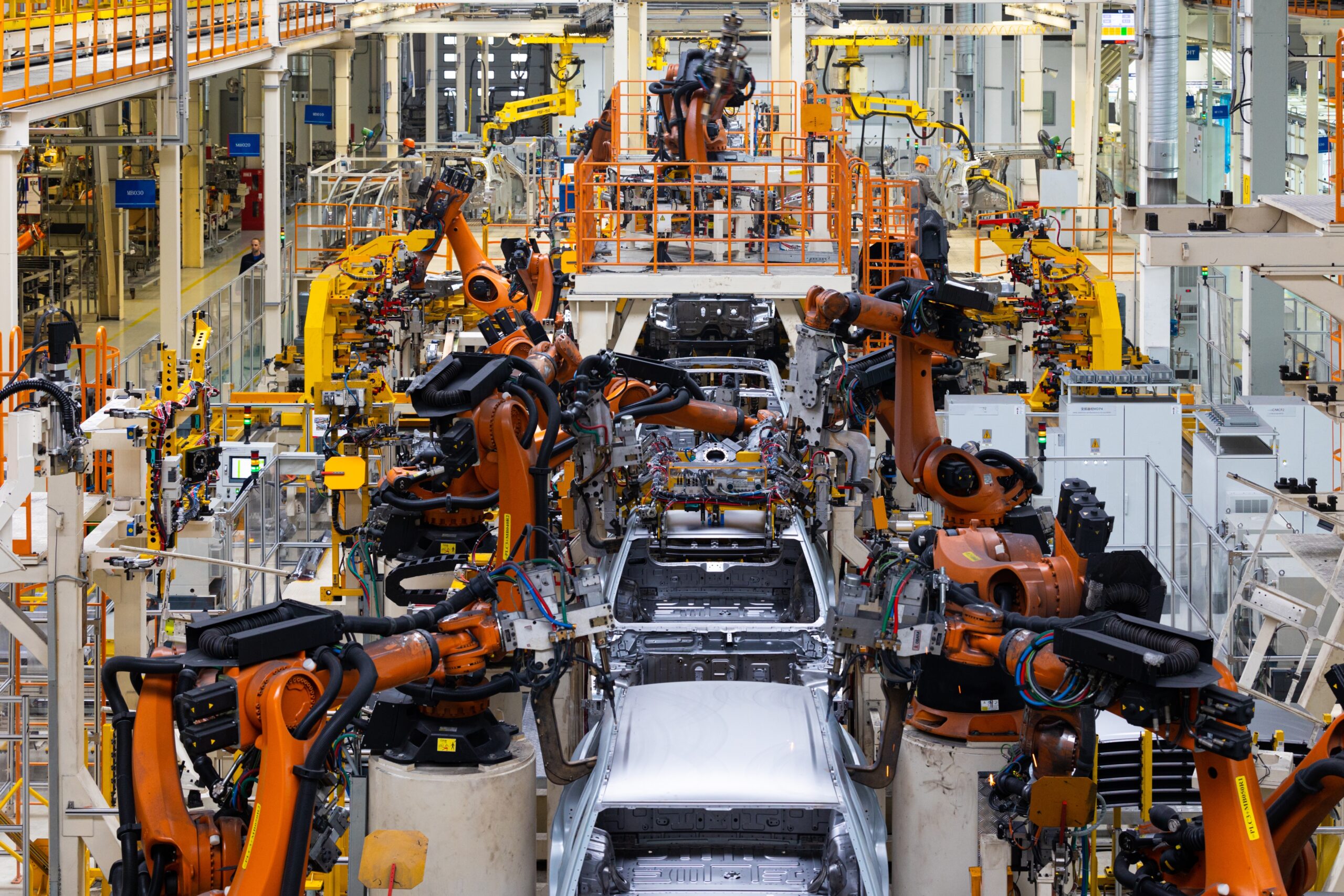 U.S. Factory Output Posts Strongest Growth in More Than a Year as Auto ...