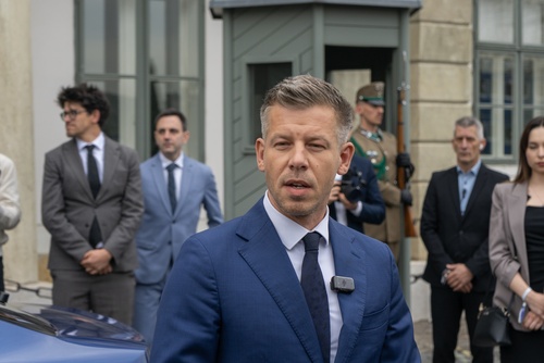 Hungarian PM Peter Magyar’s government officially sworn in