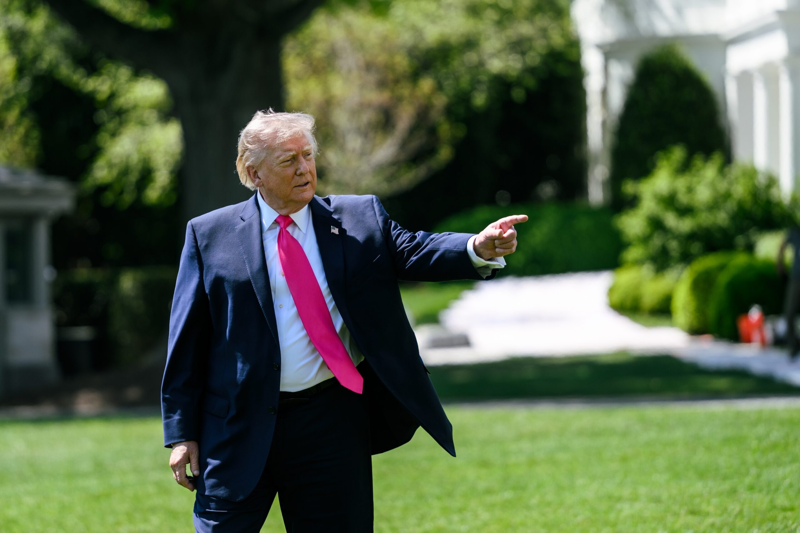 Trump Says U.S. Will Seize or Destroy Iran’s Enriched Uranium Stockpile