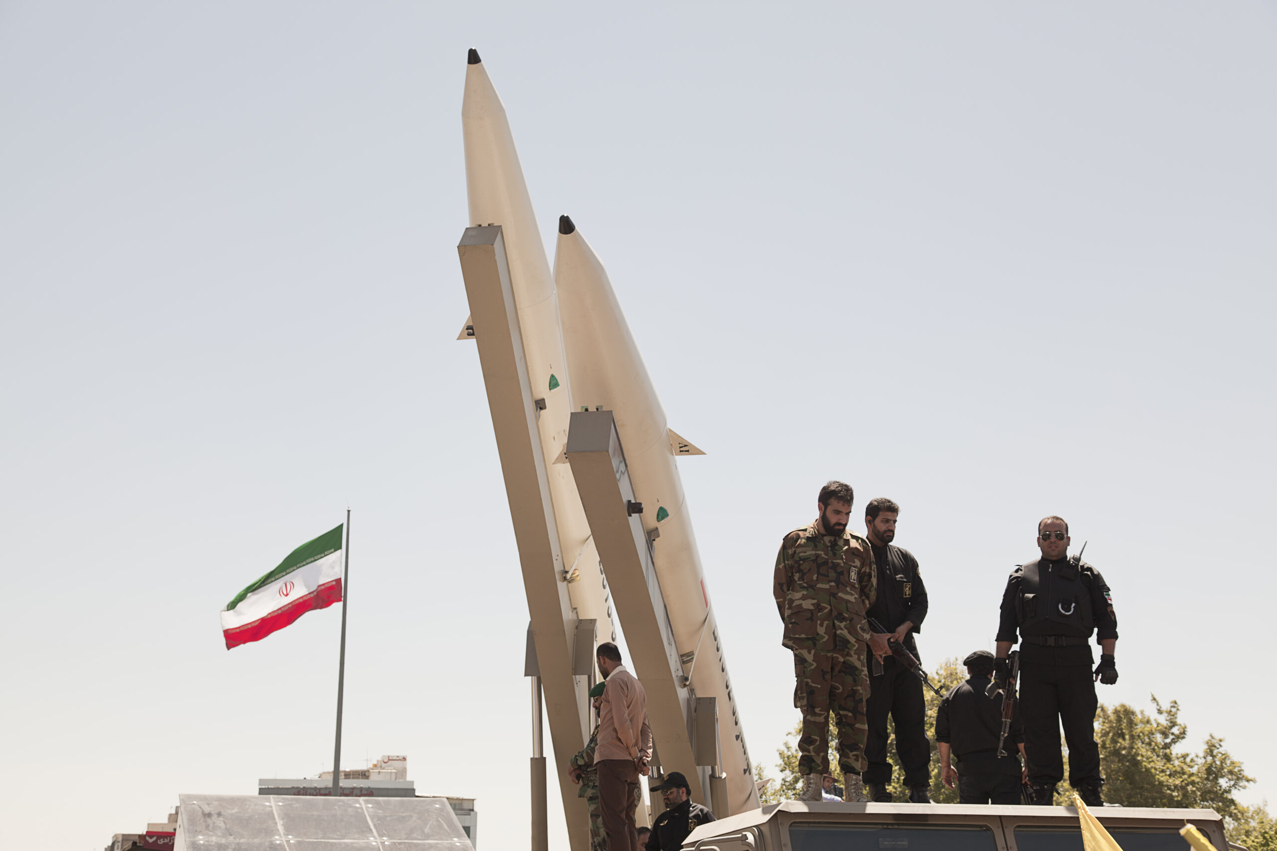 Kuwait Arrests Suspected IRGC Operatives After Alleged Attempted Infiltration Near Strategic Island Port