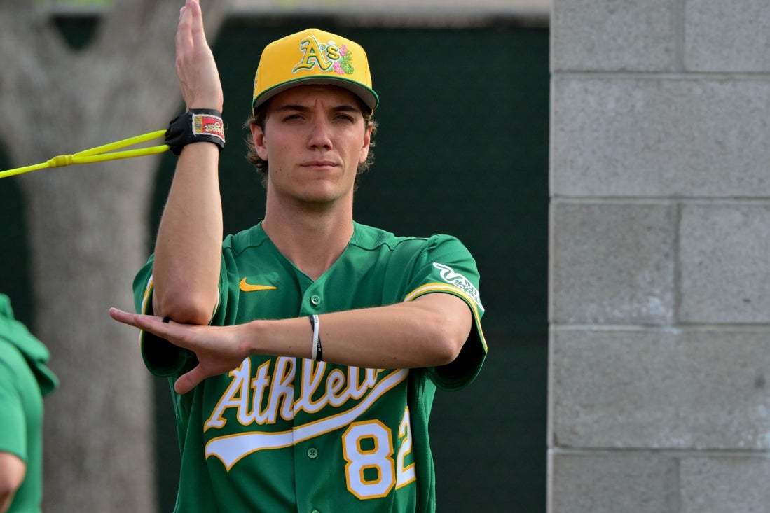 Healthier Astros out to spoil debut of Athletics’ Kade Morris