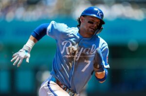 Stephen Kolek shuts down Astros to help Royals avoid sweep Stephen Kolek shuts down Astros to help Royals avoid sweep