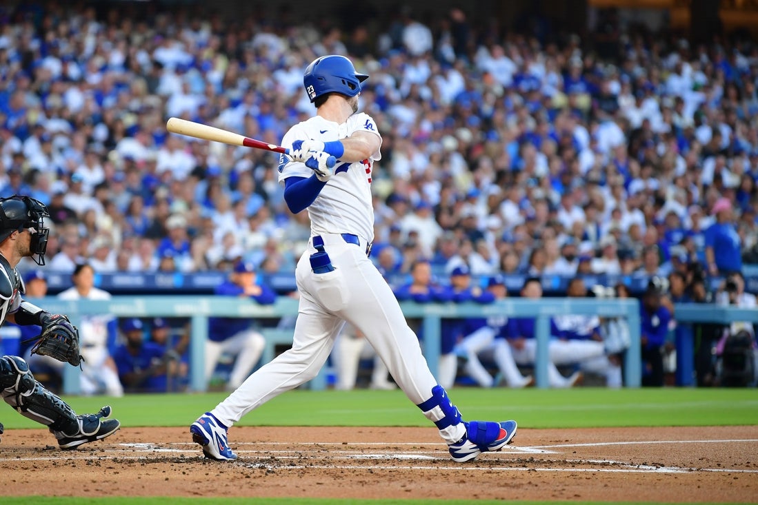 Mookie Betts’ tiebreaking hit sends Dodgers to series win over Rockies