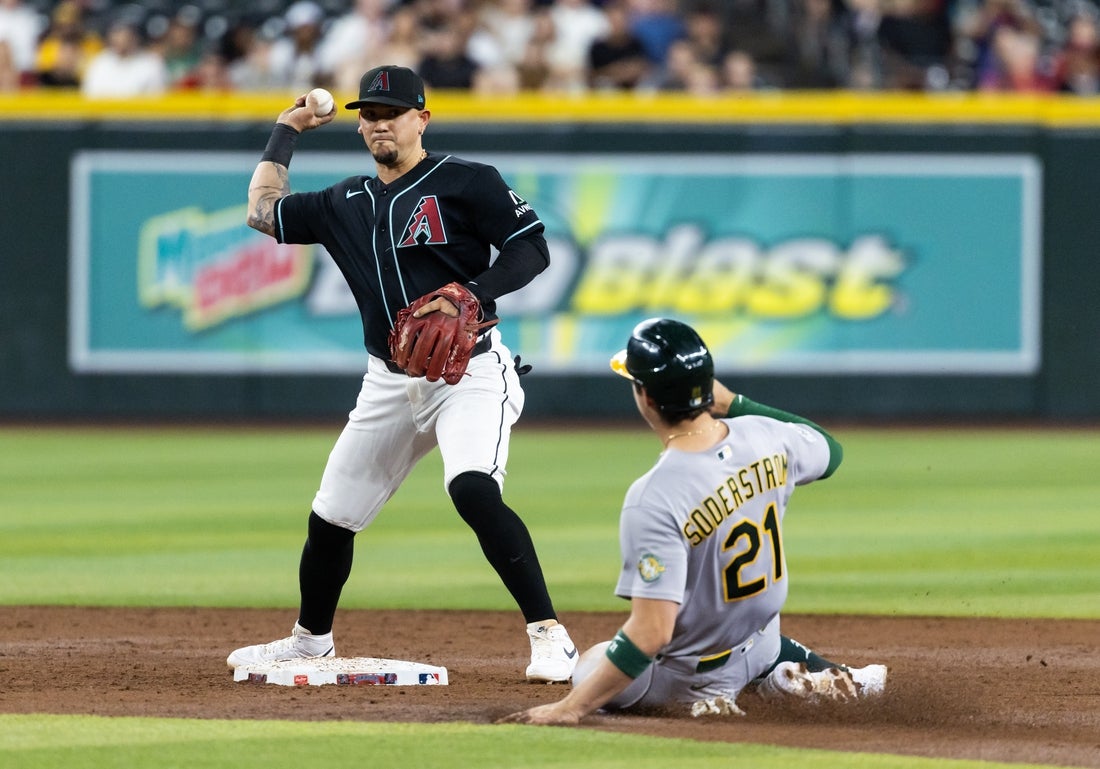 A’s grab lead in 10th after late rally, but D-backs walk off