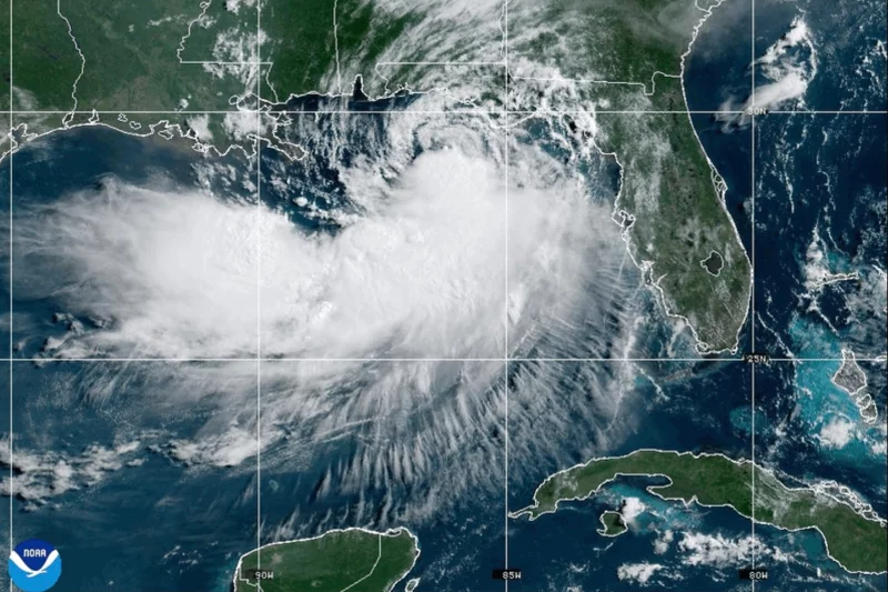 Tropical Storm Bertha Brings Rare Combination of Storm Warnings and Dangerous Heat Along Gulf Coast