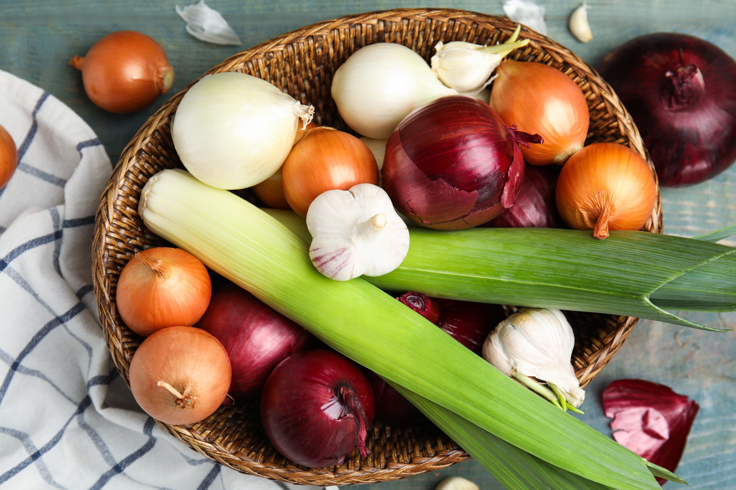 9 Sulfur-Rich Foods That Support Detoxification, Metabolism and Cellular Health