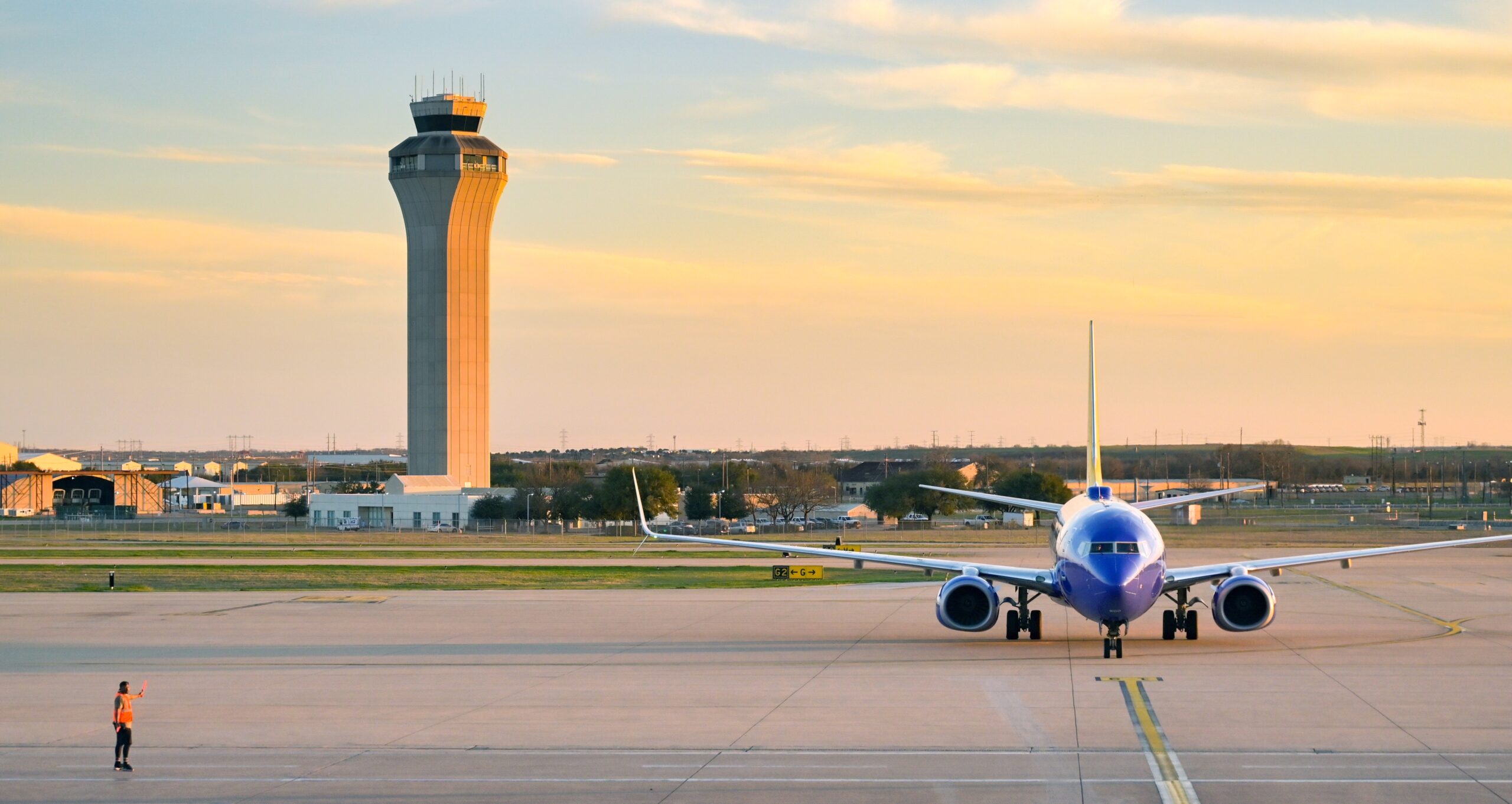 FAA Chief Seeks Additional $10 Billion to Modernize Aging Air Traffic Control System